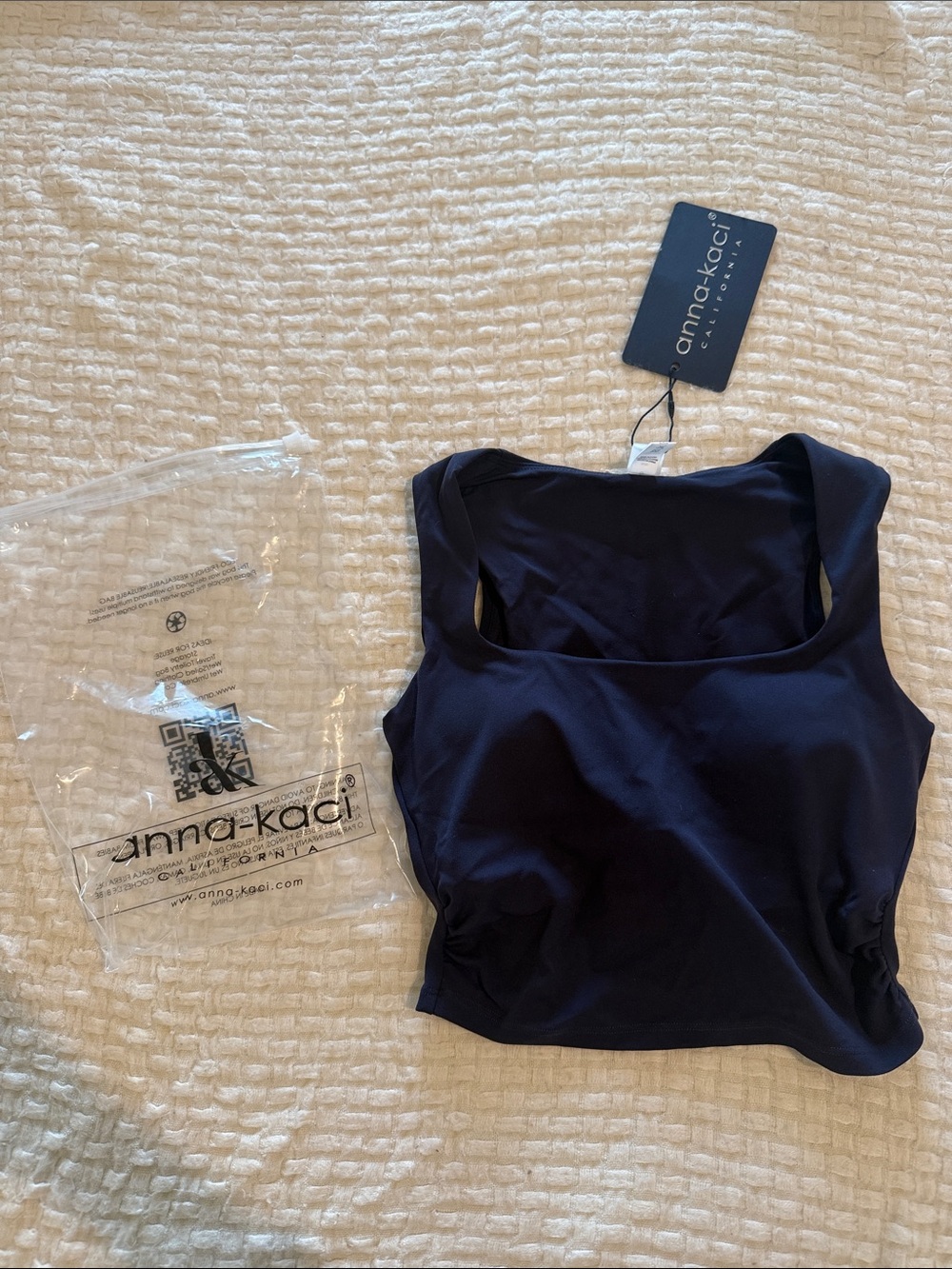 Anna-Kaci Navy Tank Top Cropped Athletic Top NWT